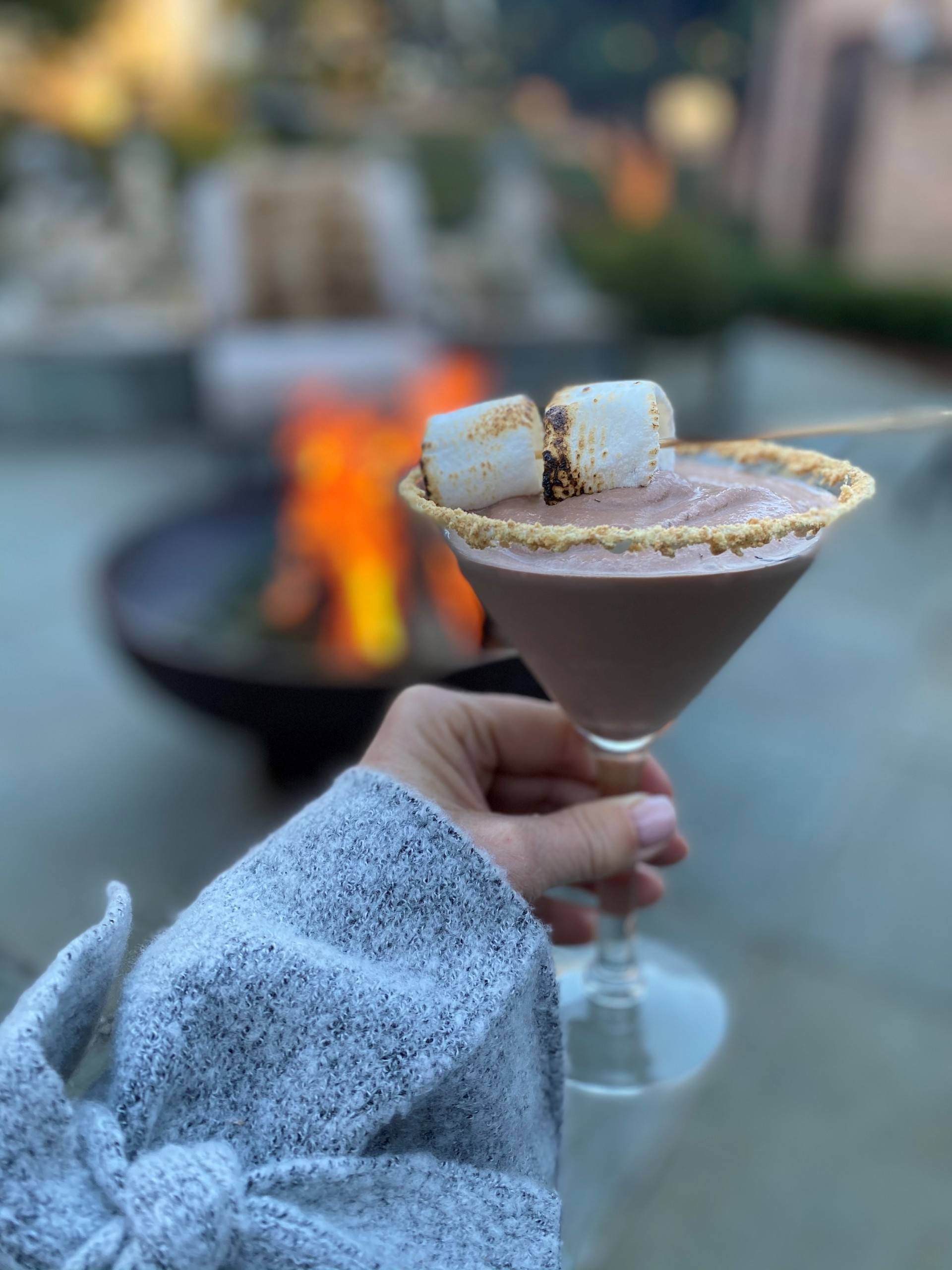 Ring In The New Year With A S’Moretini Around The Fire Pit